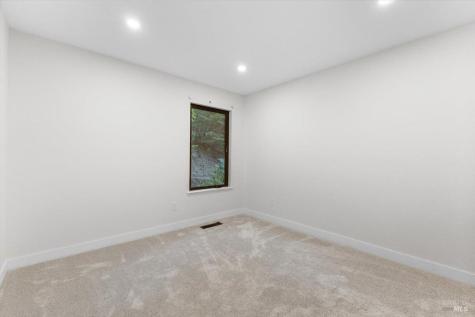 960 Wild Oak Drive Santa Rosa CA 95409