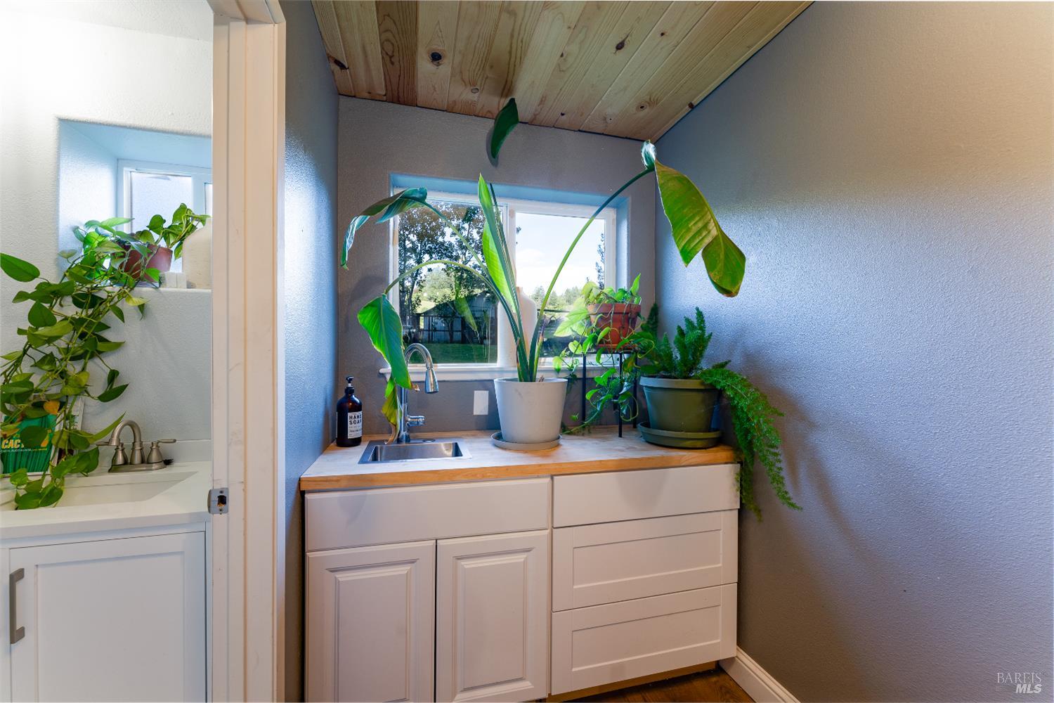 26845 Poppy Drive Willits CA 95490