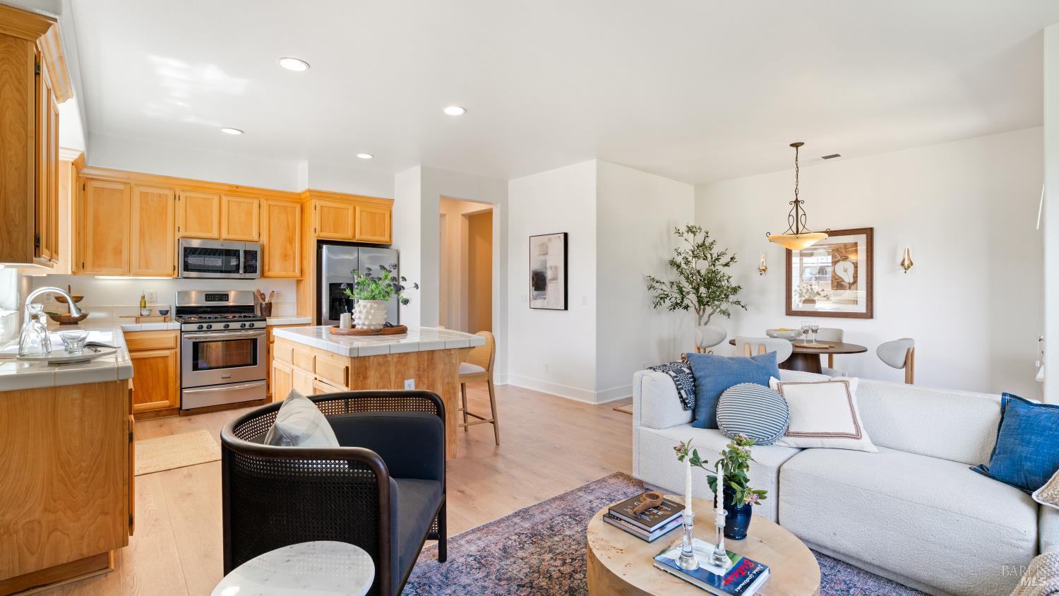 1436-1438 Trombetta Street Santa Rosa CA 95407