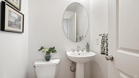 1436-1438 Trombetta Street Santa Rosa CA 95407