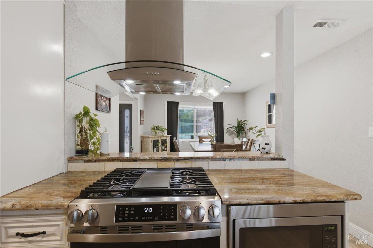 451 Alamo Drive Vacaville CA 95688