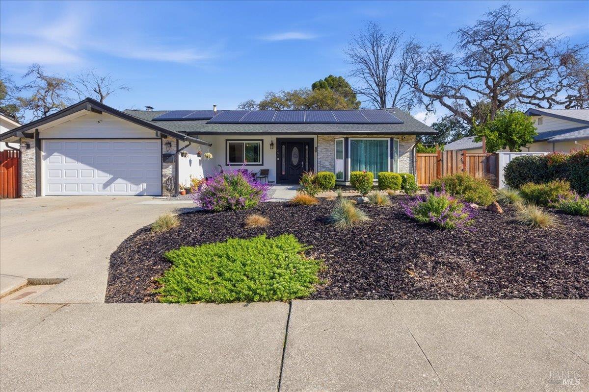 451 Alamo Drive Vacaville CA 95688