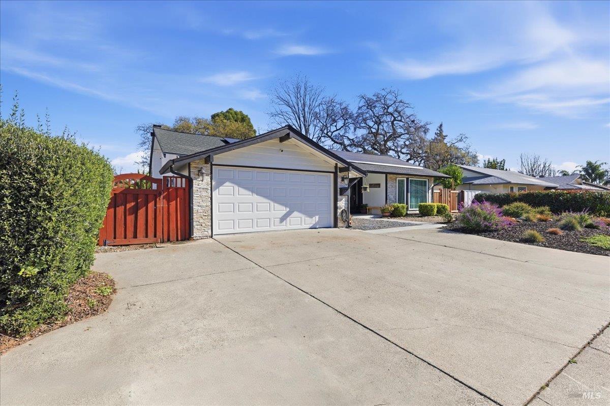 451 Alamo Drive Vacaville CA 95688