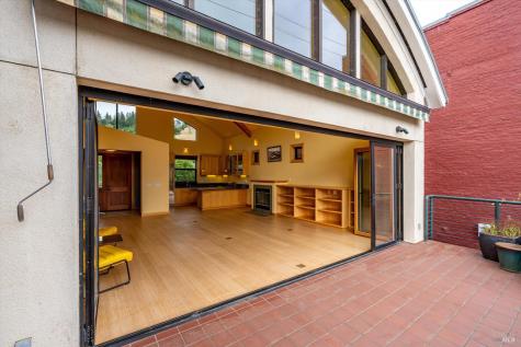 21015 Geyserville Avenue Geyserville CA 95441
