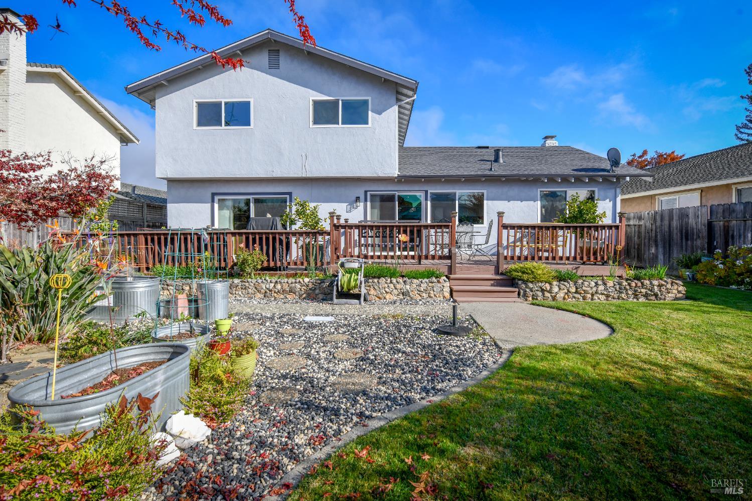 4139 Via La Paz Napa CA 94558