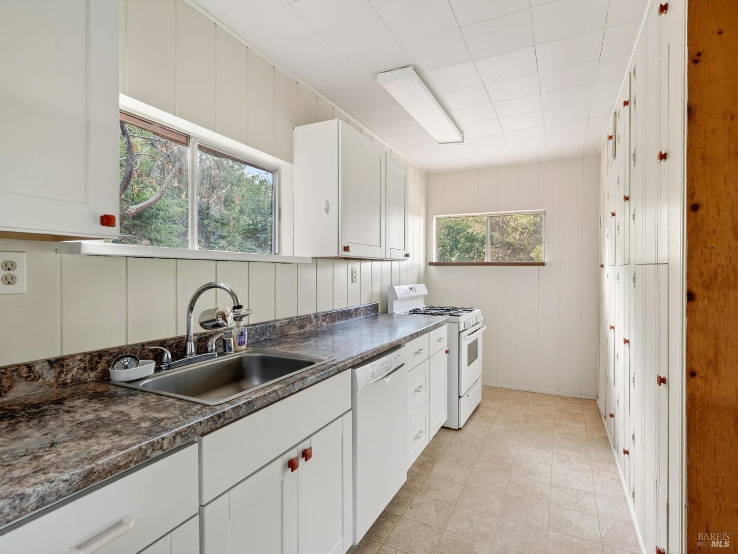 10701 Orr Springs Road Ukiah CA 95482