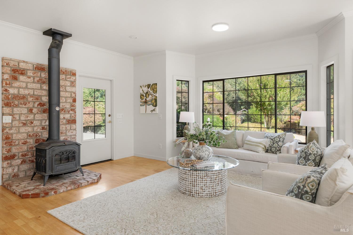 1497 Hurlbut Lane Sebastopol CA 95472