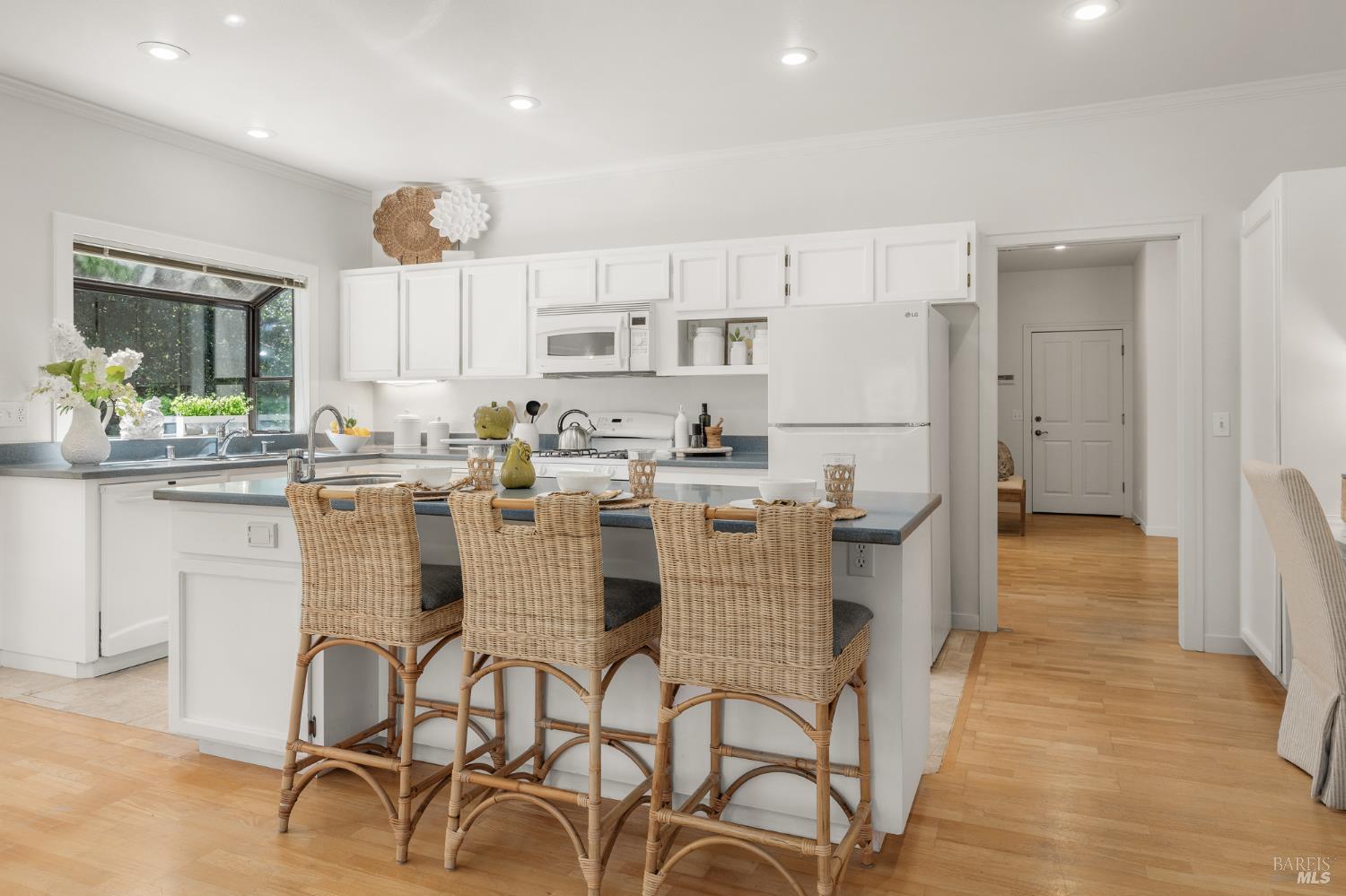 1497 Hurlbut Lane Sebastopol CA 95472