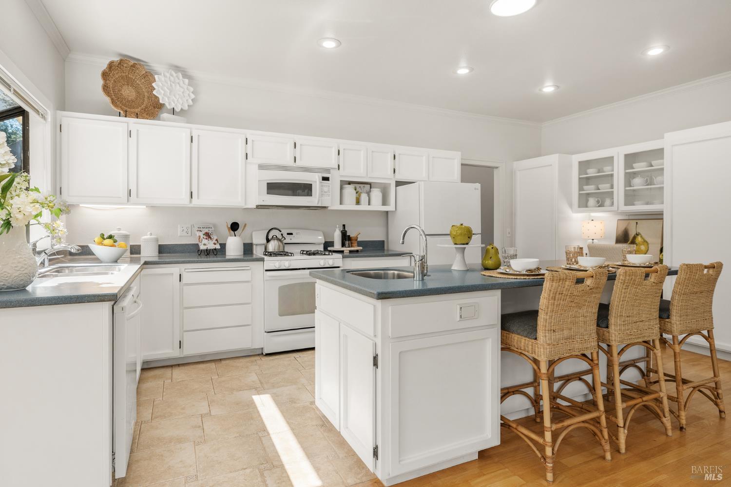 1497 Hurlbut Lane Sebastopol CA 95472