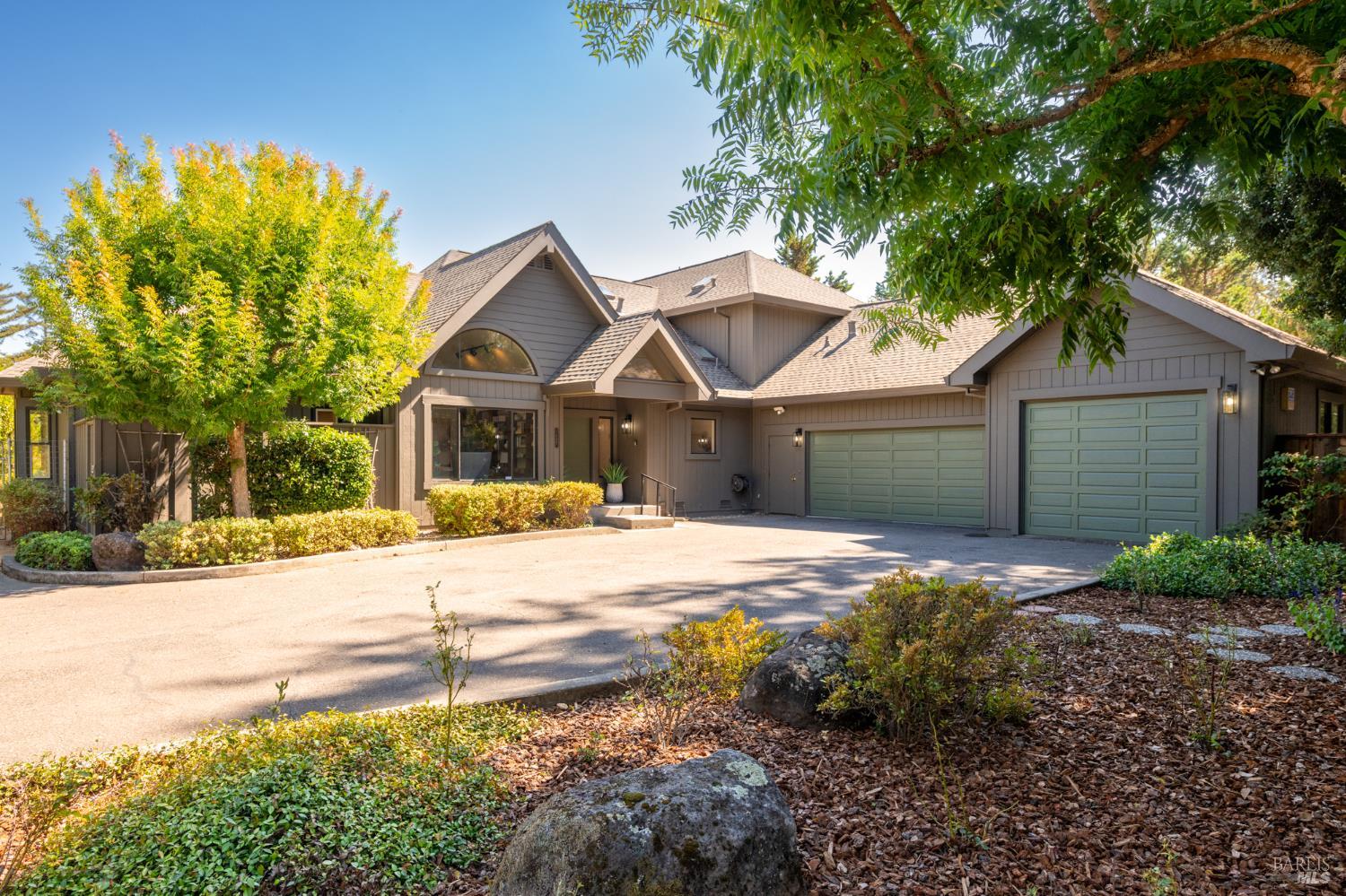1497 Hurlbut Lane Sebastopol CA 95472