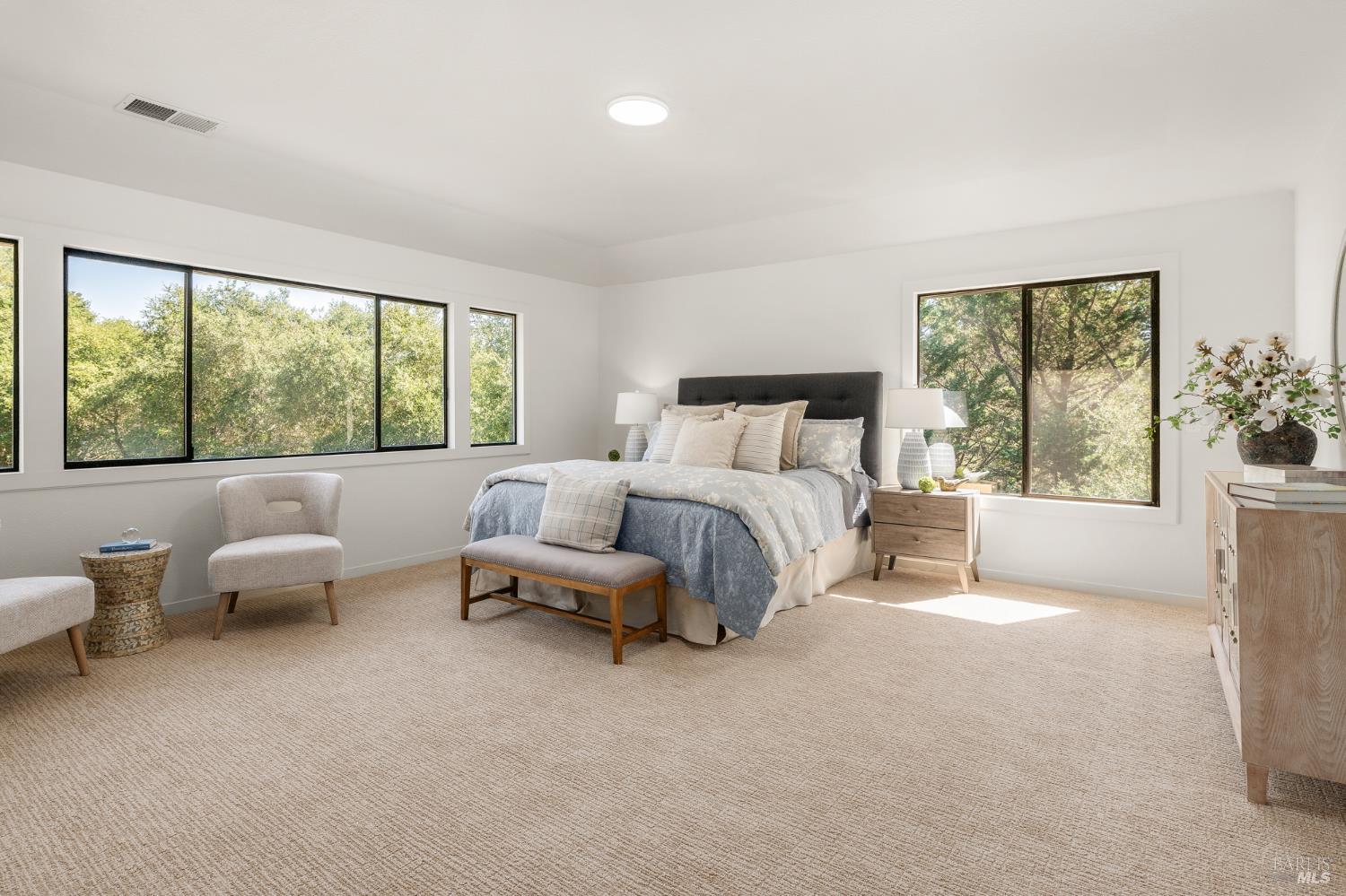 1497 Hurlbut Lane Sebastopol CA 95472