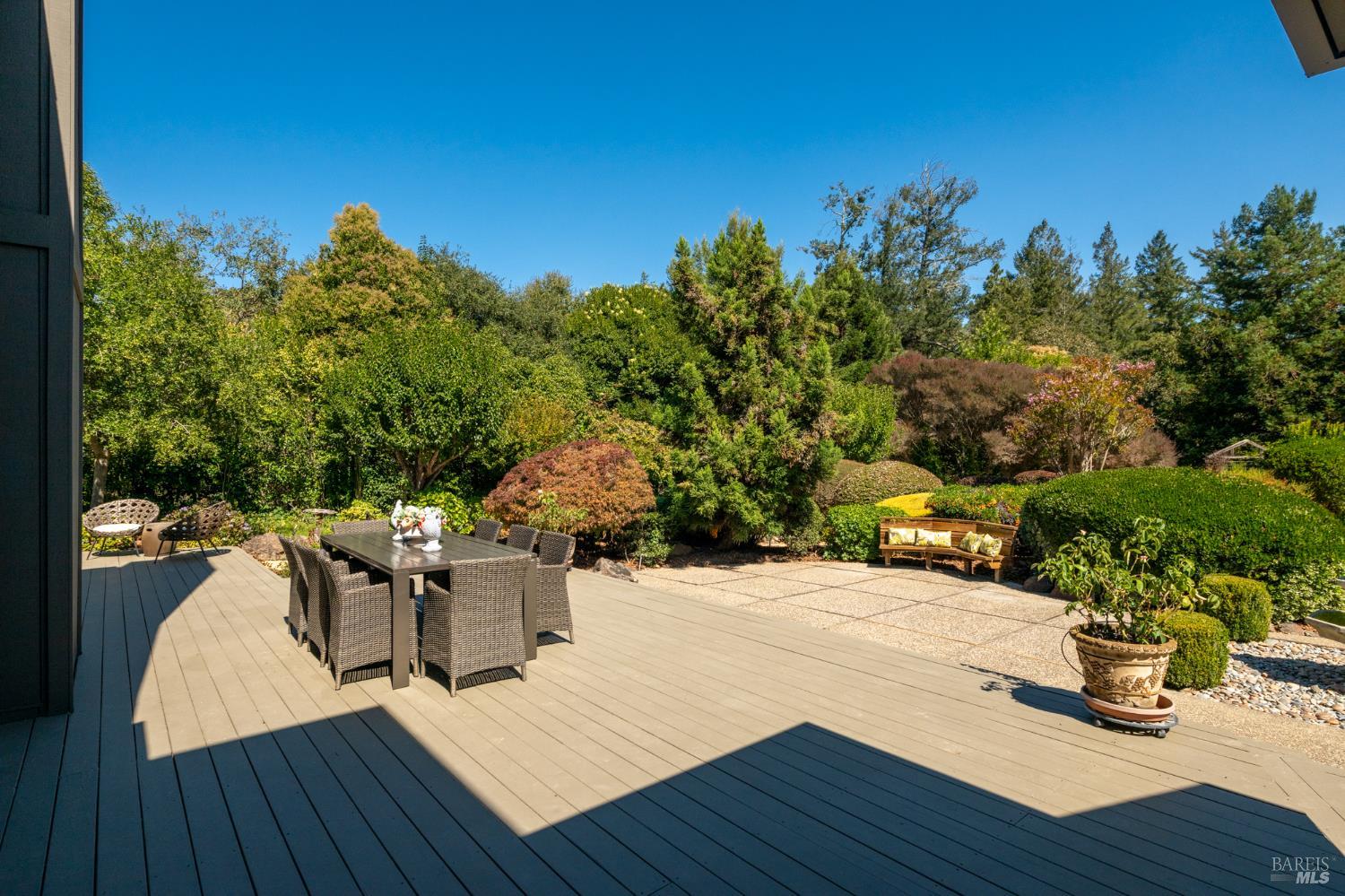 1497 Hurlbut Lane Sebastopol CA 95472