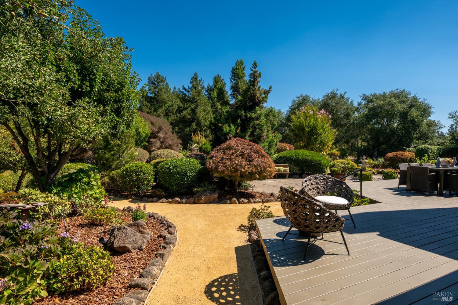 1497 Hurlbut Lane Sebastopol CA 95472
