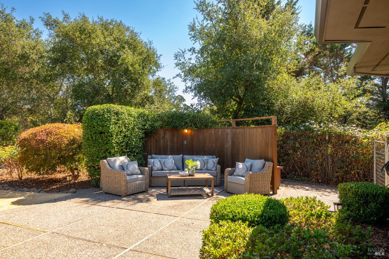 1497 Hurlbut Lane Sebastopol CA 95472