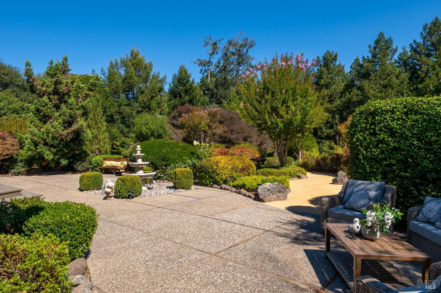 1497 Hurlbut Lane Sebastopol CA 95472