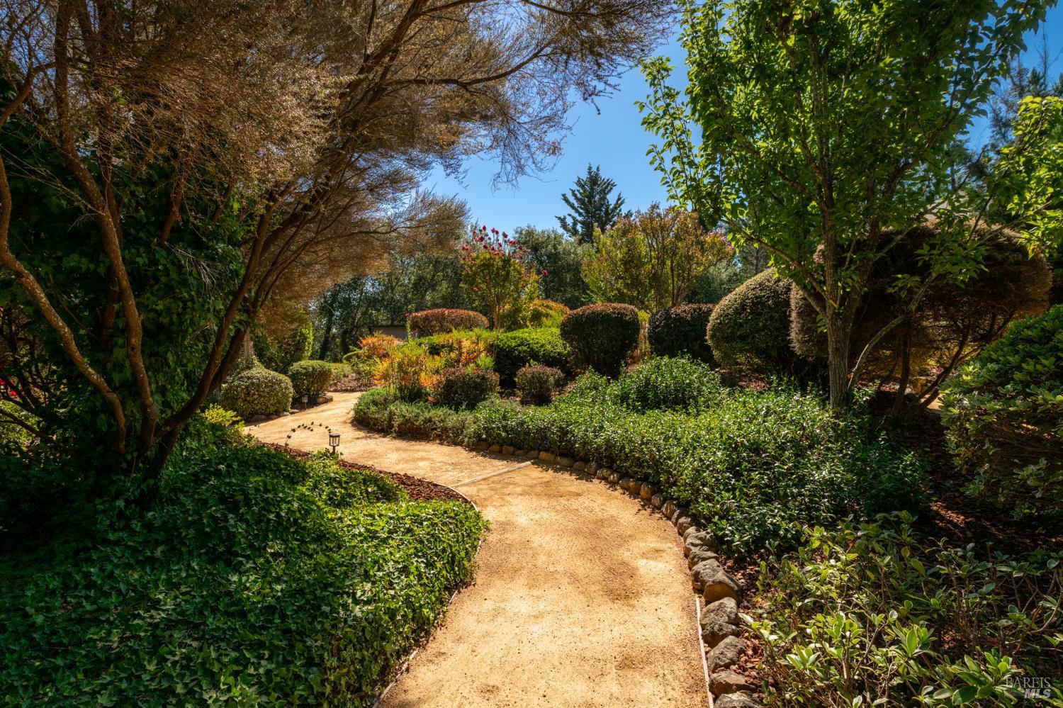 1497 Hurlbut Lane Sebastopol CA 95472