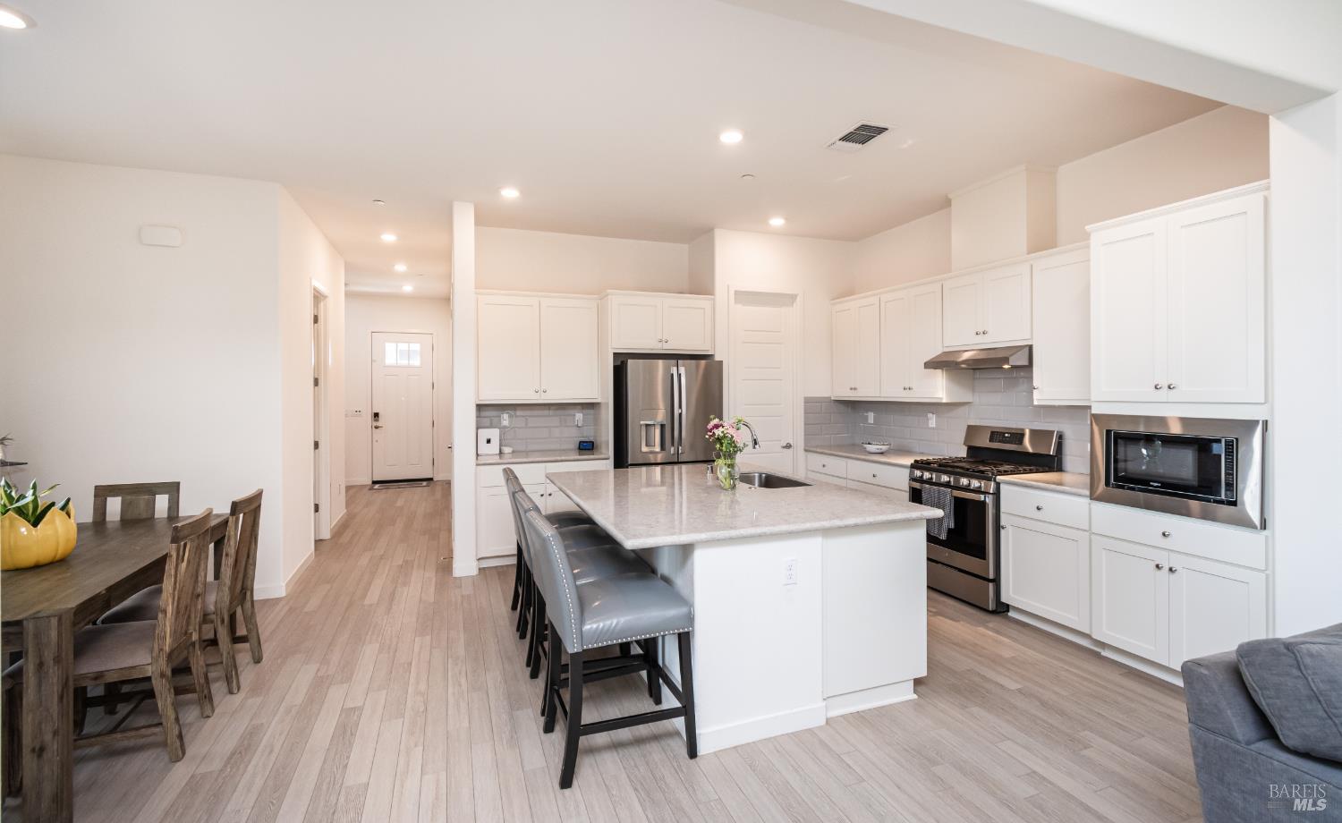 1908 Pico Street Petaluma CA 94952