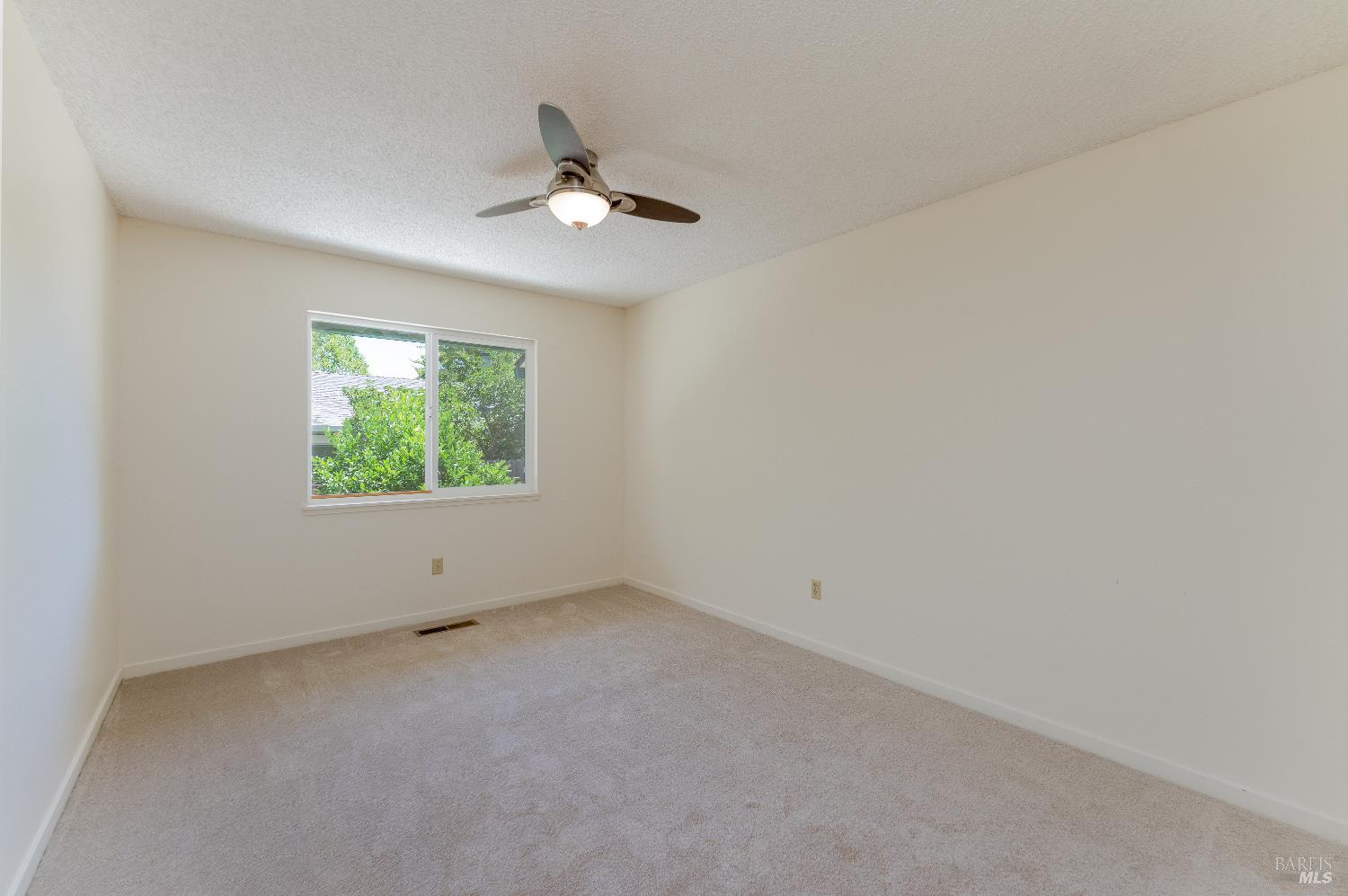 30 Highland Court Ukiah CA 95482