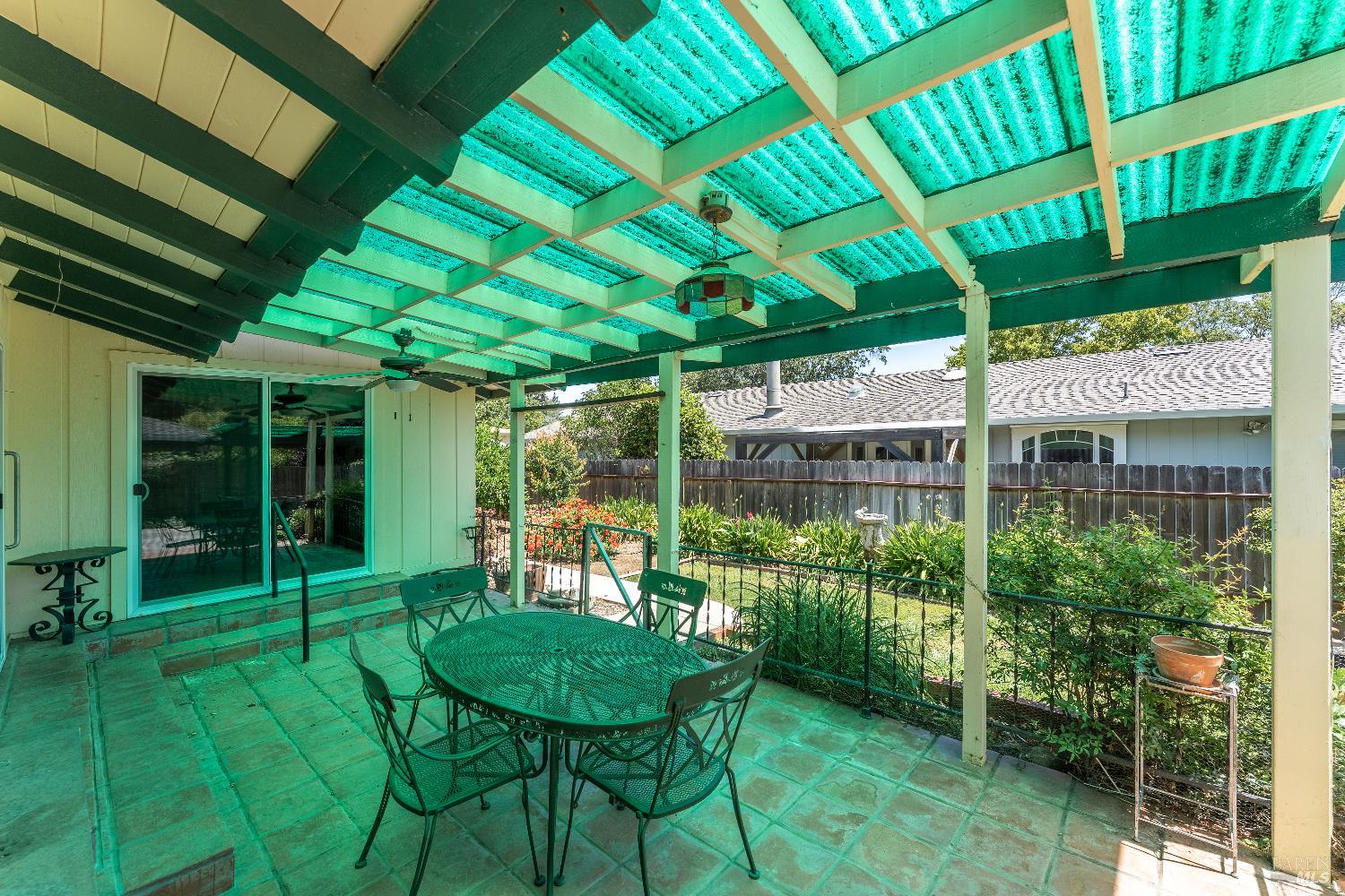 30 Highland Court Ukiah CA 95482