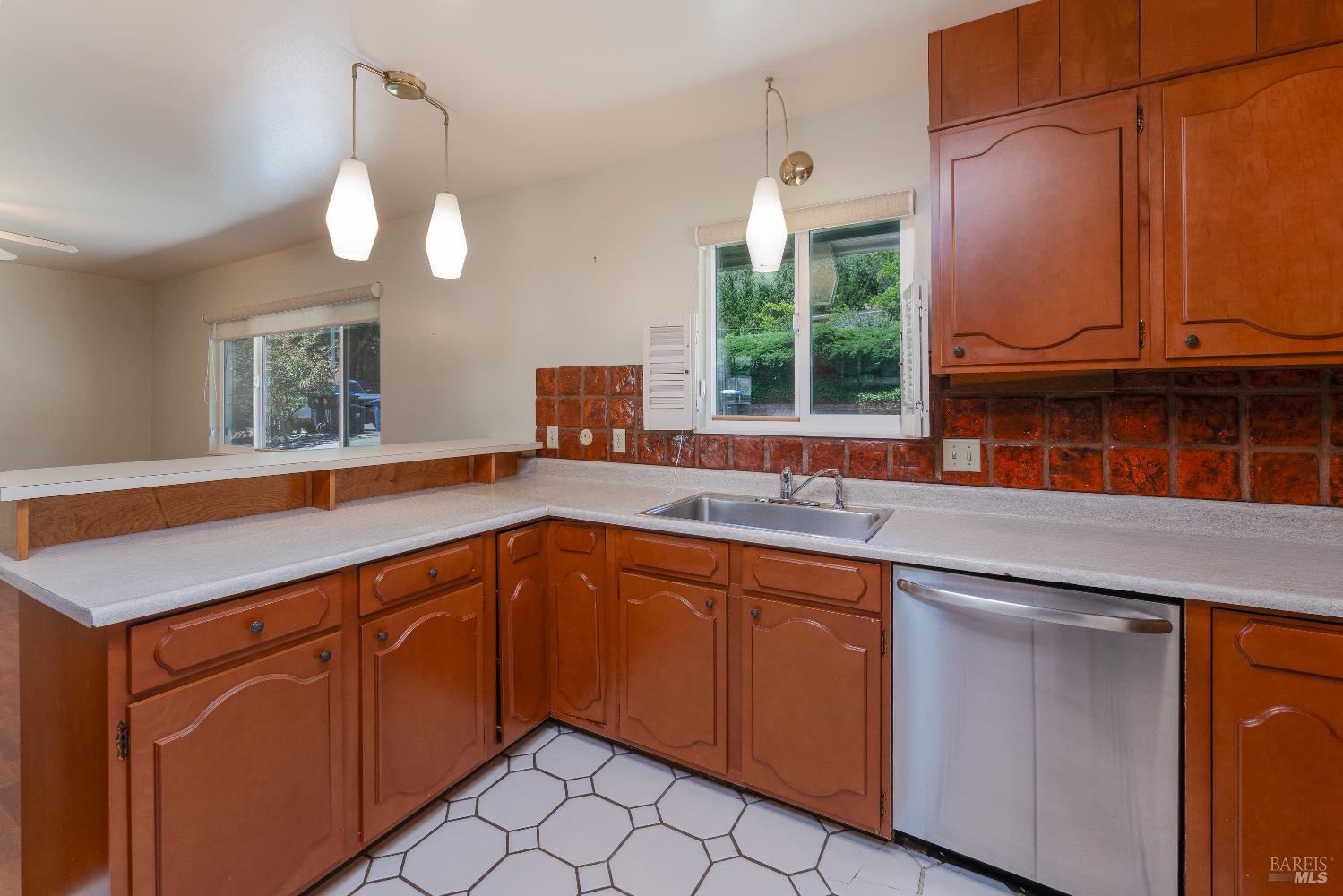 30 Highland Court Ukiah CA 95482