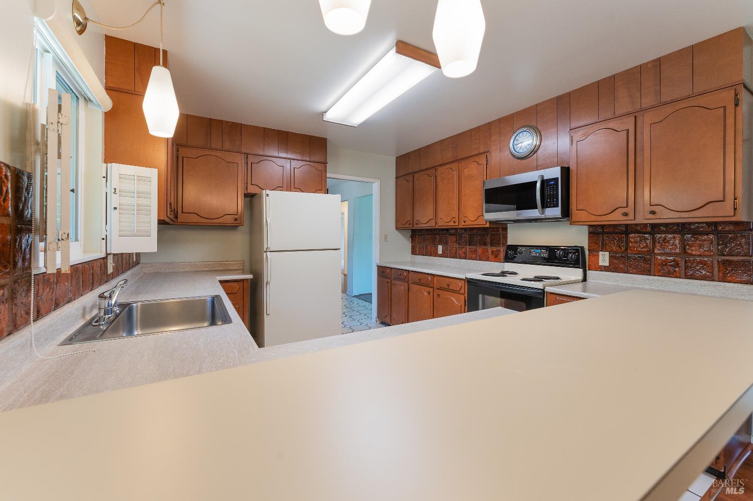 30 Highland Court Ukiah CA 95482