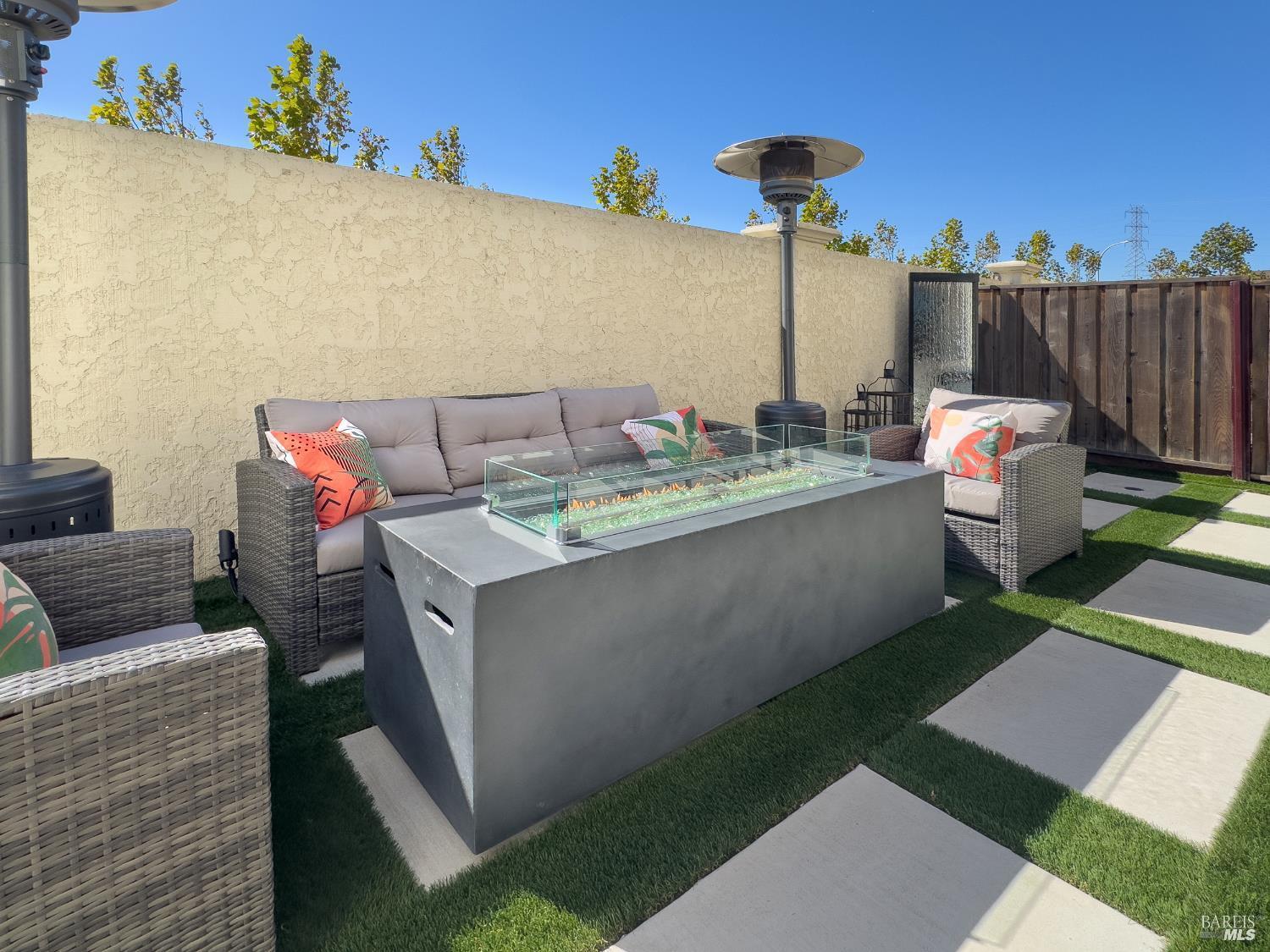 5305 Gather Way Fairfield CA 94534