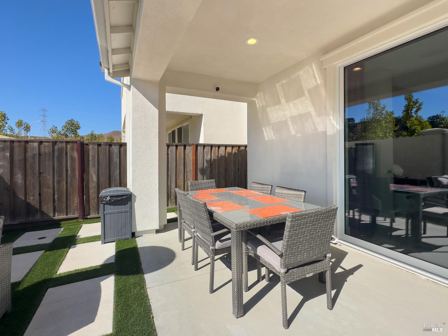 5305 Gather Way Fairfield CA 94534