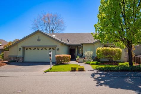 215 Red Mountain Drive Cloverdale CA 95425