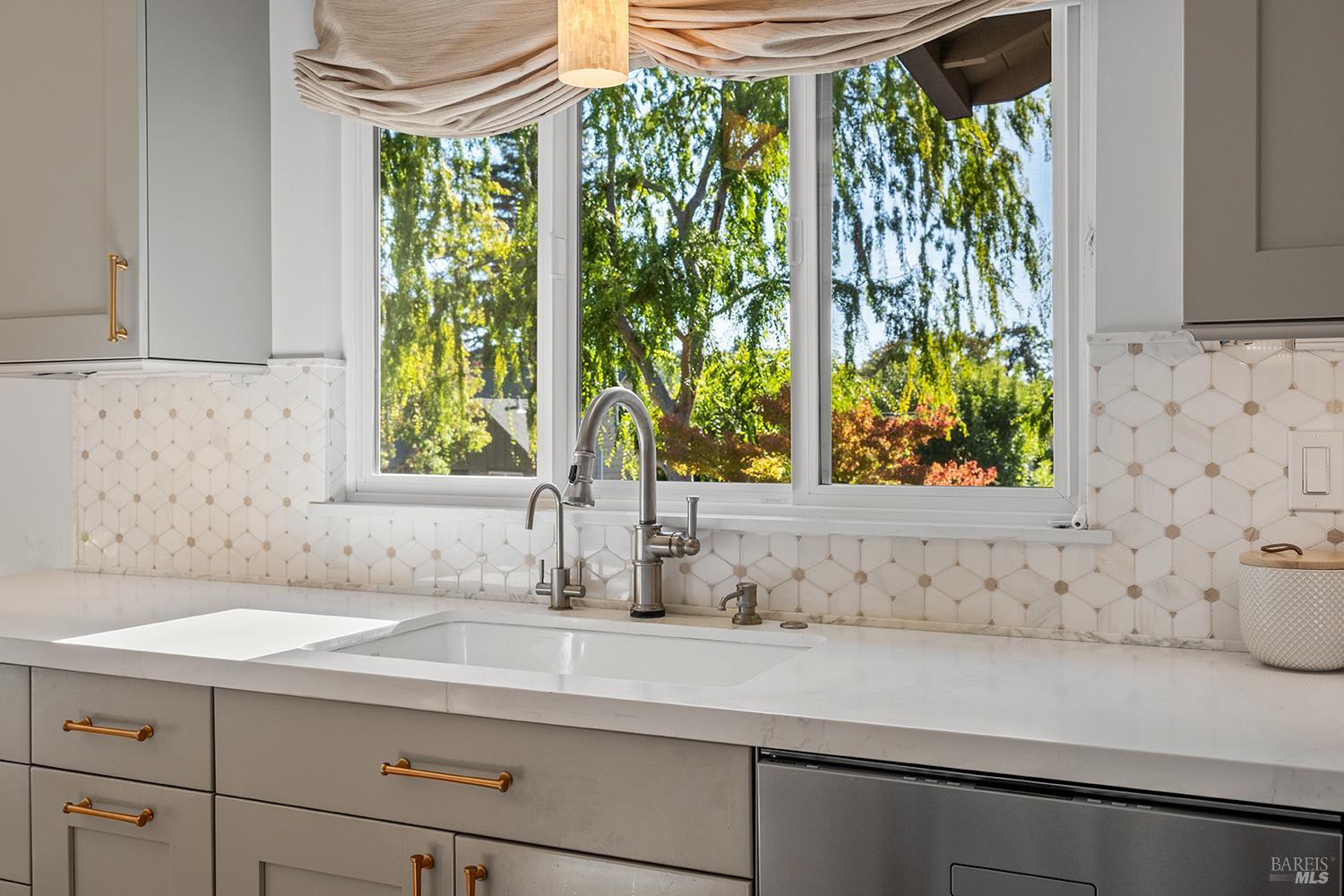 2018 Hidden Valley Drive Santa Rosa CA 95404