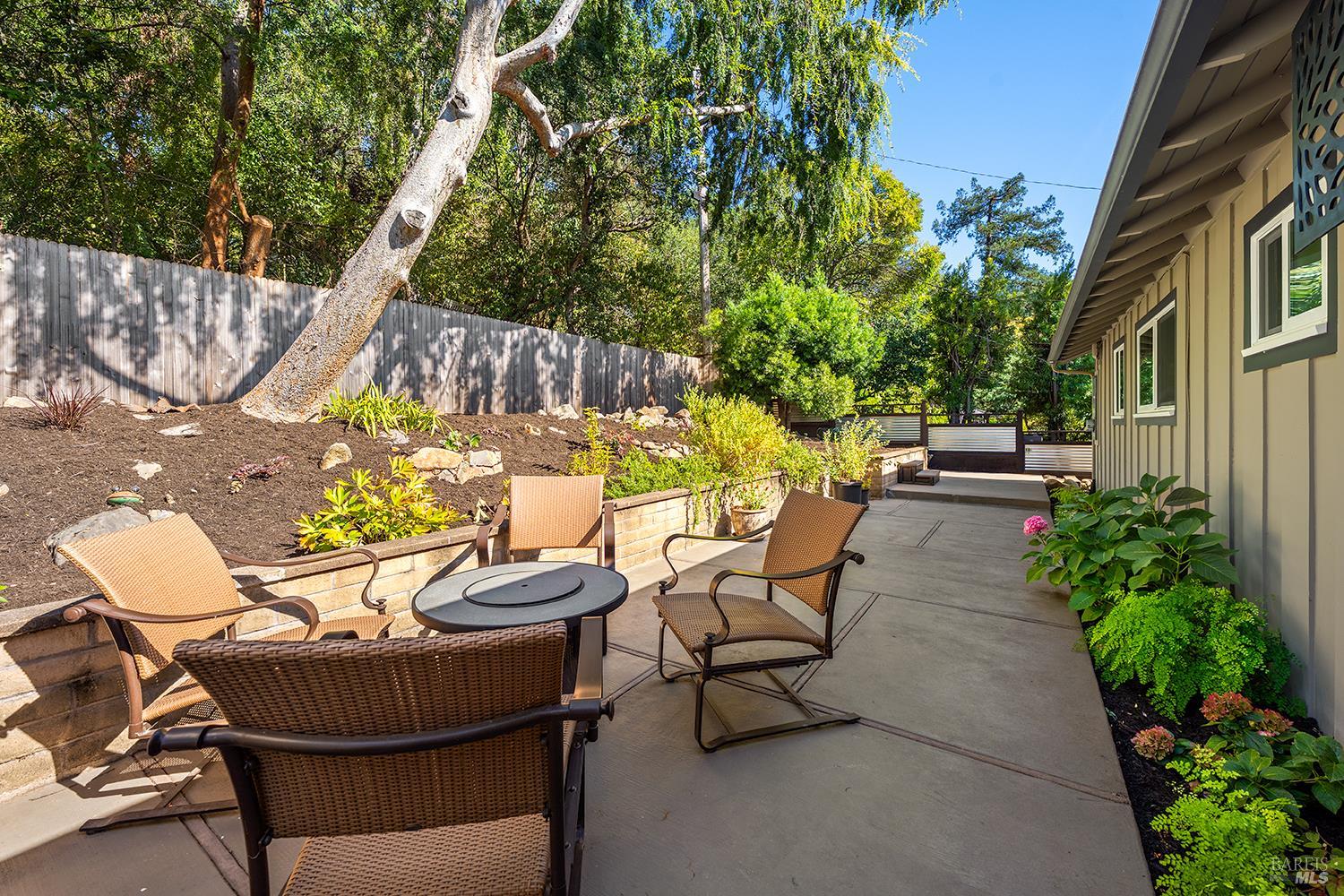 2018 Hidden Valley Drive Santa Rosa CA 95404