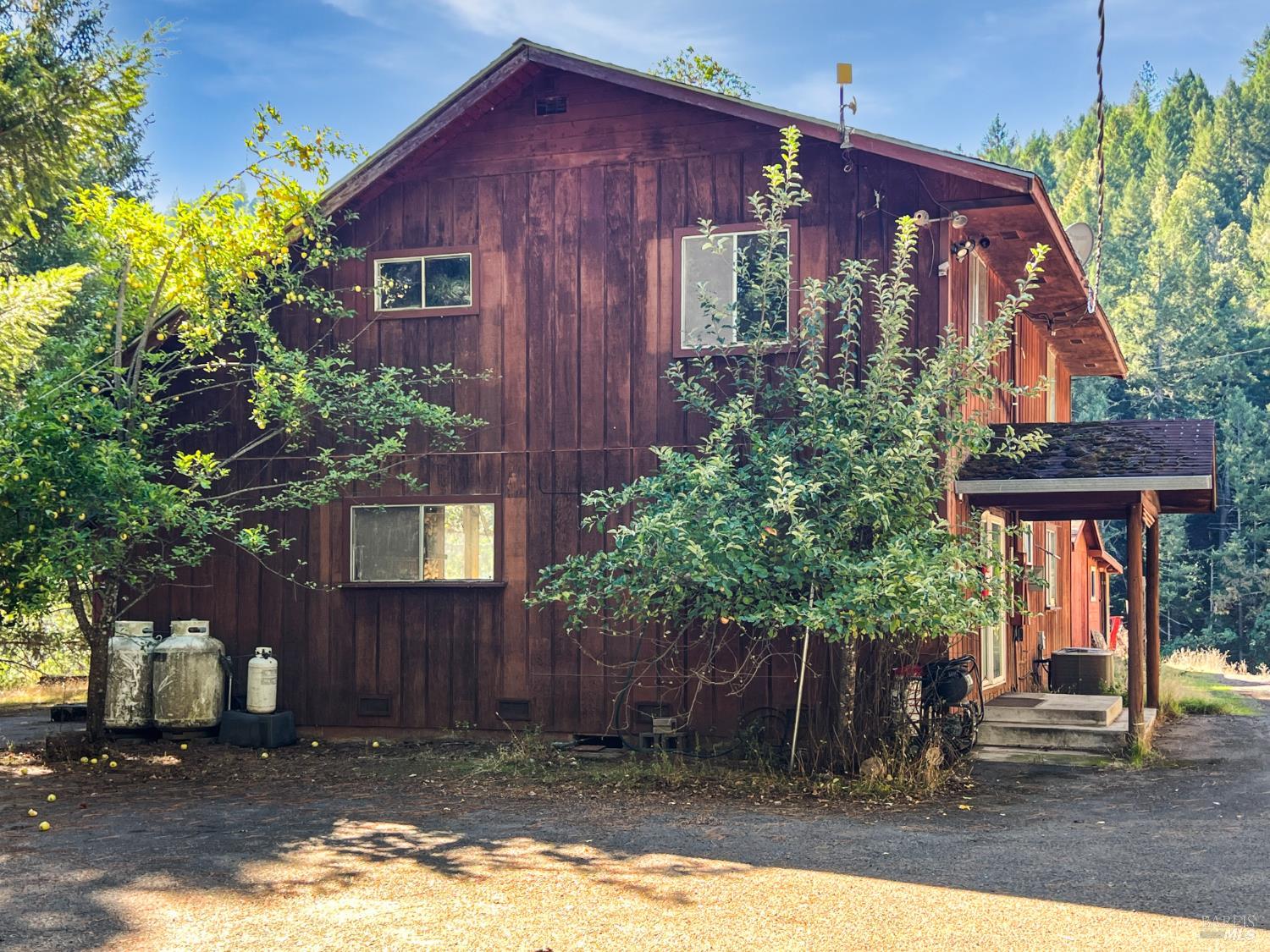 8555 Cave Creek Road Redwood Valley CA 95470