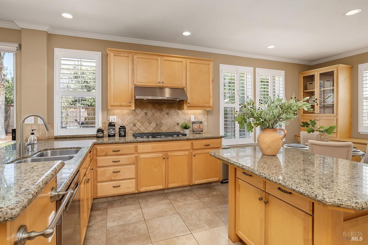 14 Ripley Lane Novato CA 94949