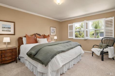 14 Ripley Lane Novato CA 94949
