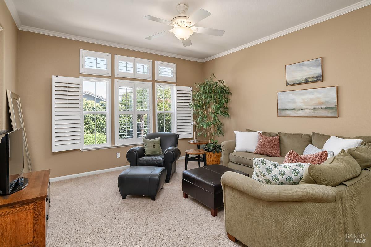14 Ripley Lane Novato CA 94949