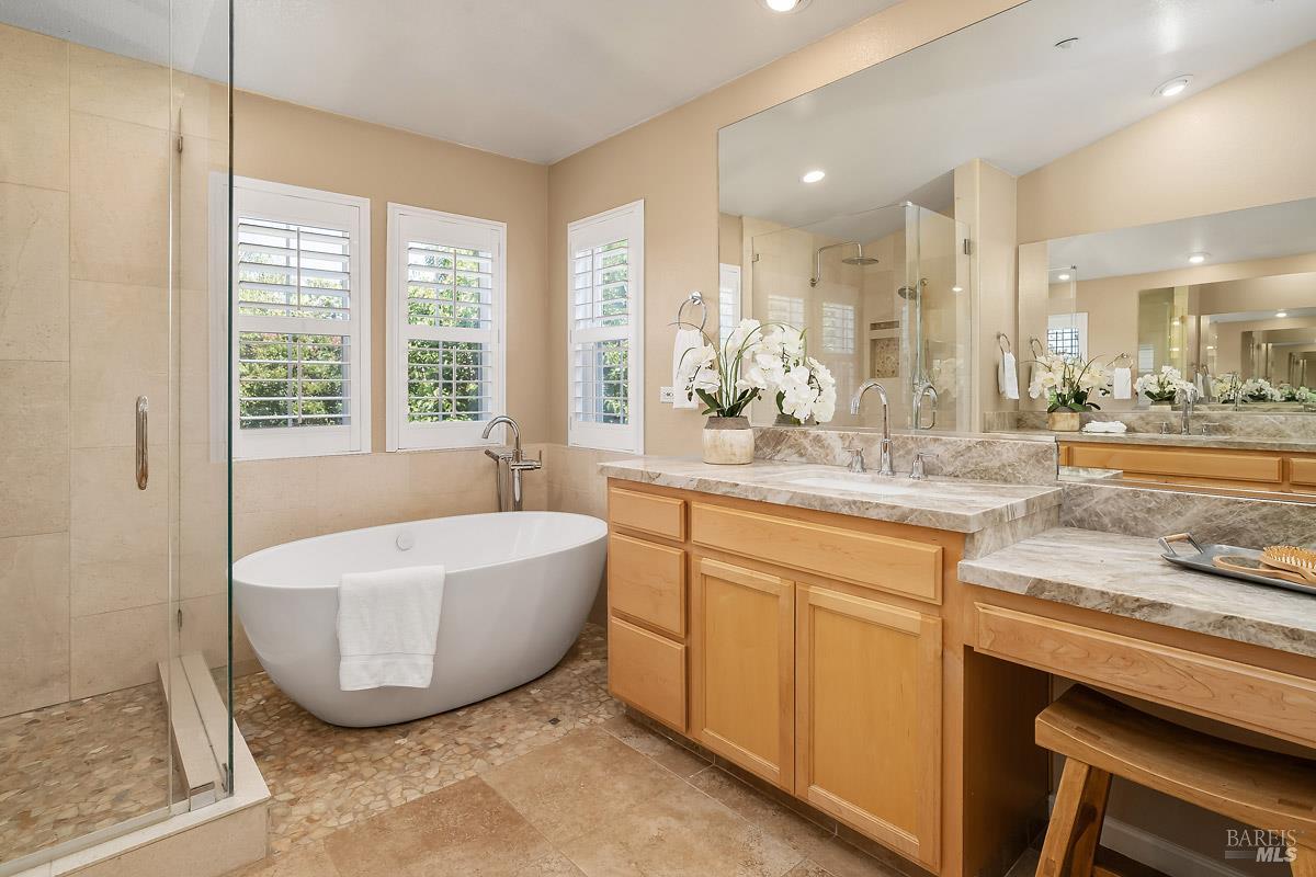 14 Ripley Lane Novato CA 94949