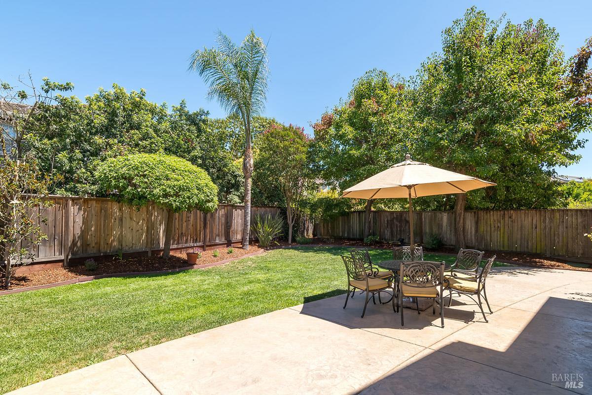 14 Ripley Lane Novato CA 94949
