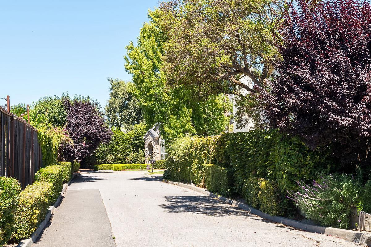 14 Ripley Lane Novato CA 94949