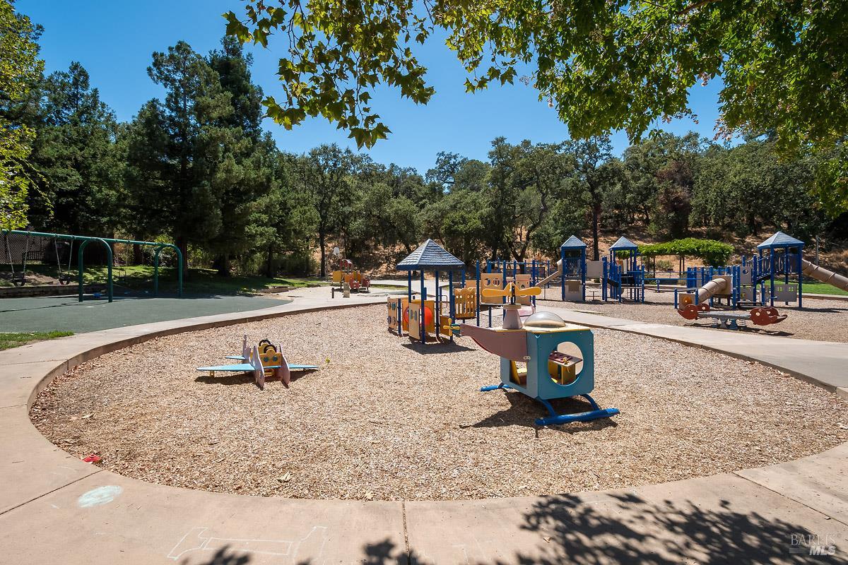 14 Ripley Lane Novato CA 94949
