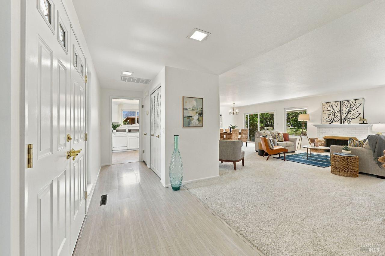 283 Belhaven Circle Santa Rosa CA 95409