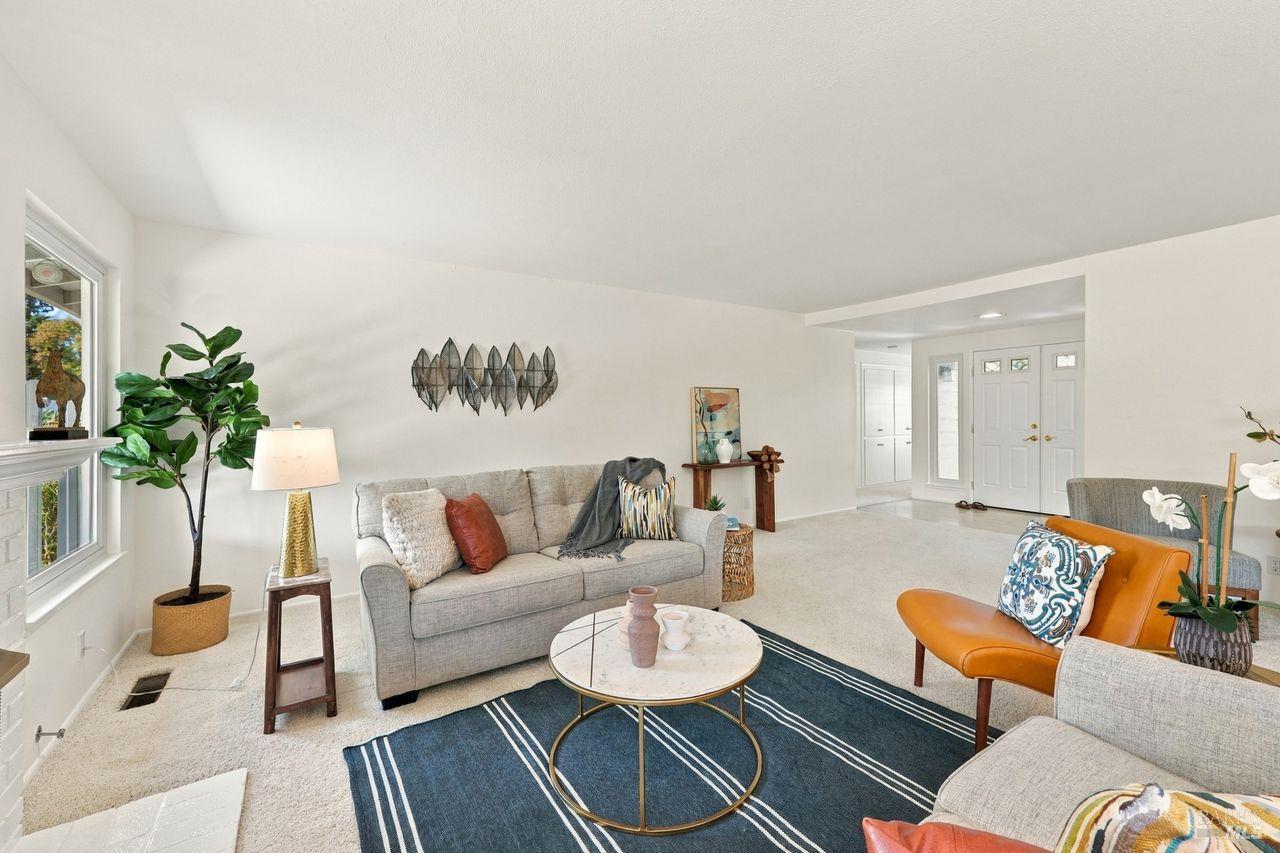 283 Belhaven Circle Santa Rosa CA 95409