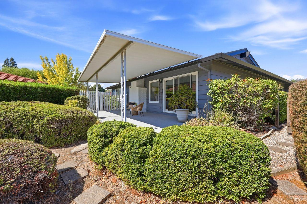 283 Belhaven Circle Santa Rosa CA 95409