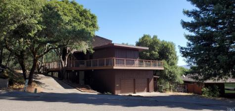 988 Fairway Avenue Ukiah CA 95482