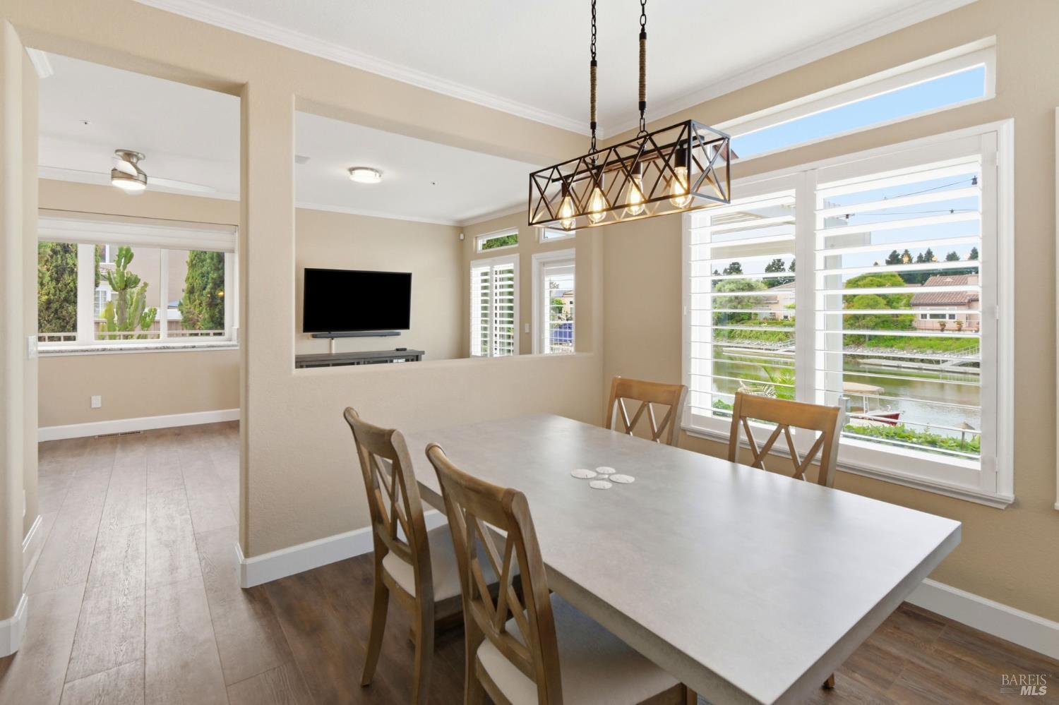 33 Peninsula Court Napa CA 94559