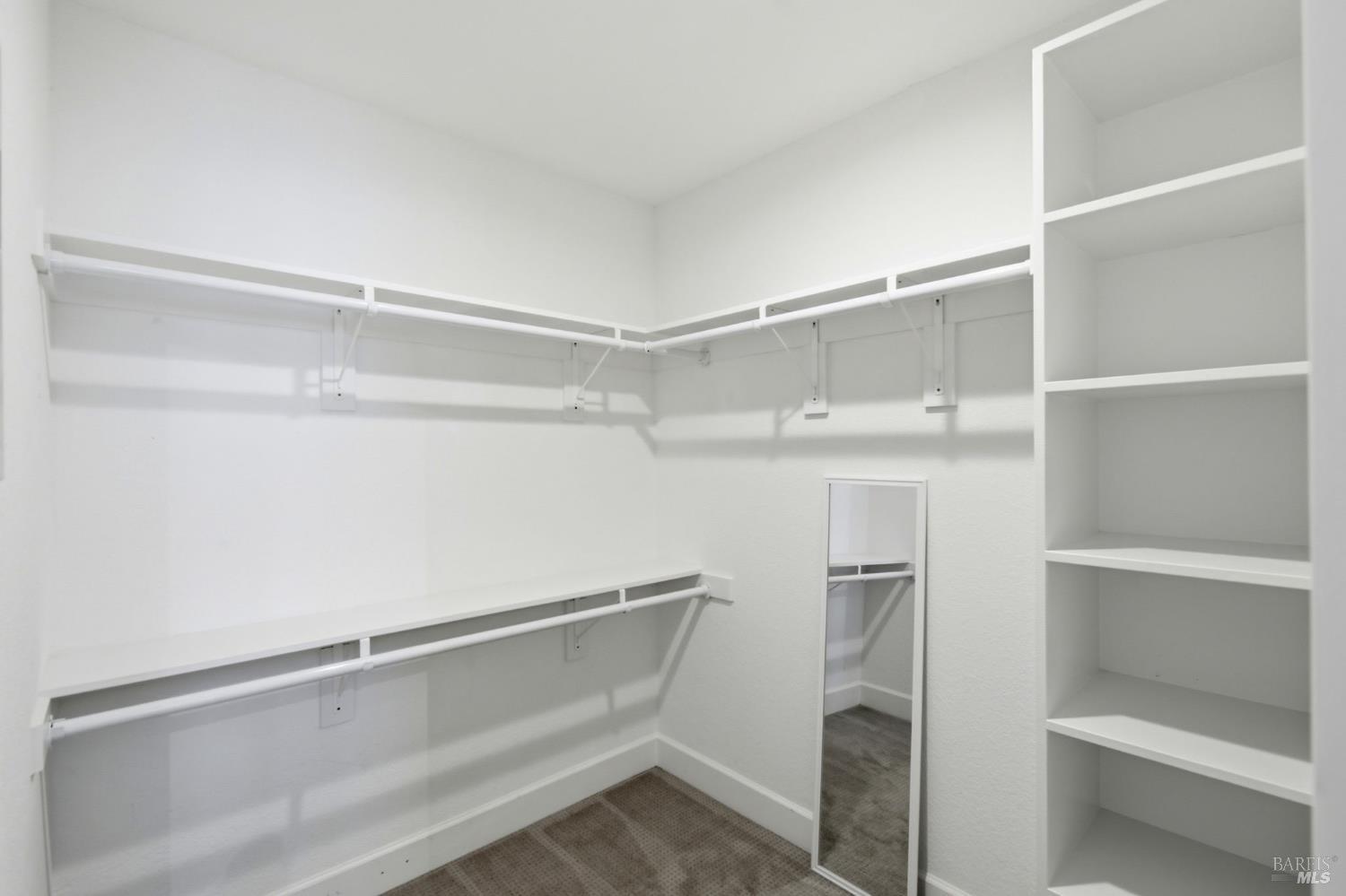 33 Peninsula Court Napa CA 94559
