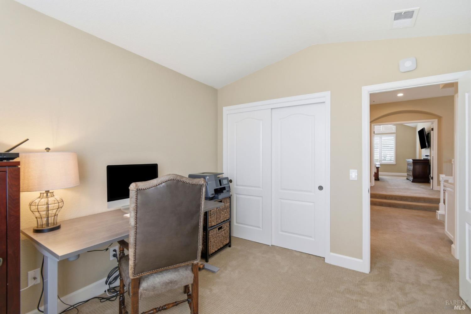 33 Peninsula Court Napa CA 94559