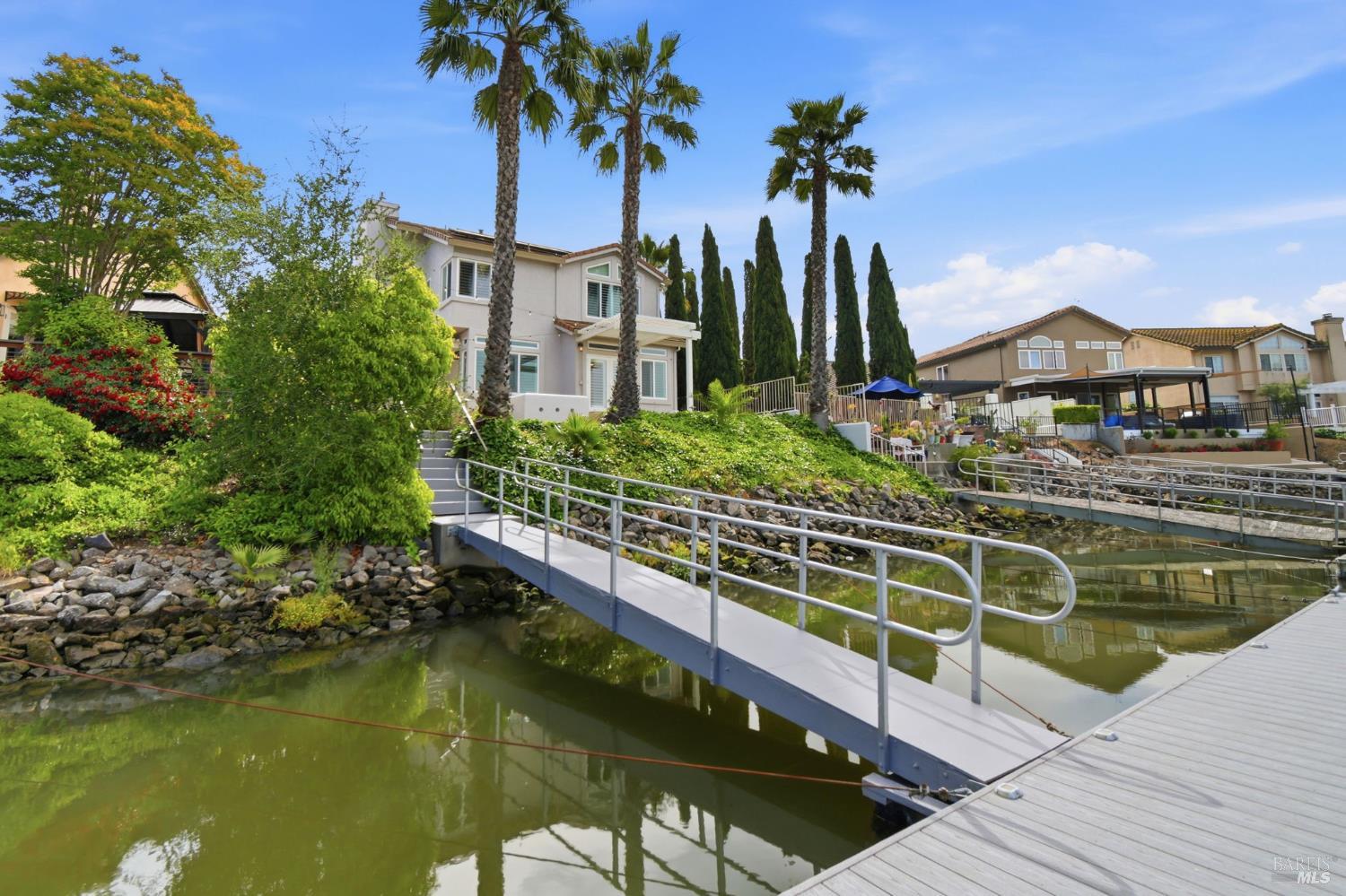 33 Peninsula Court Napa CA 94559