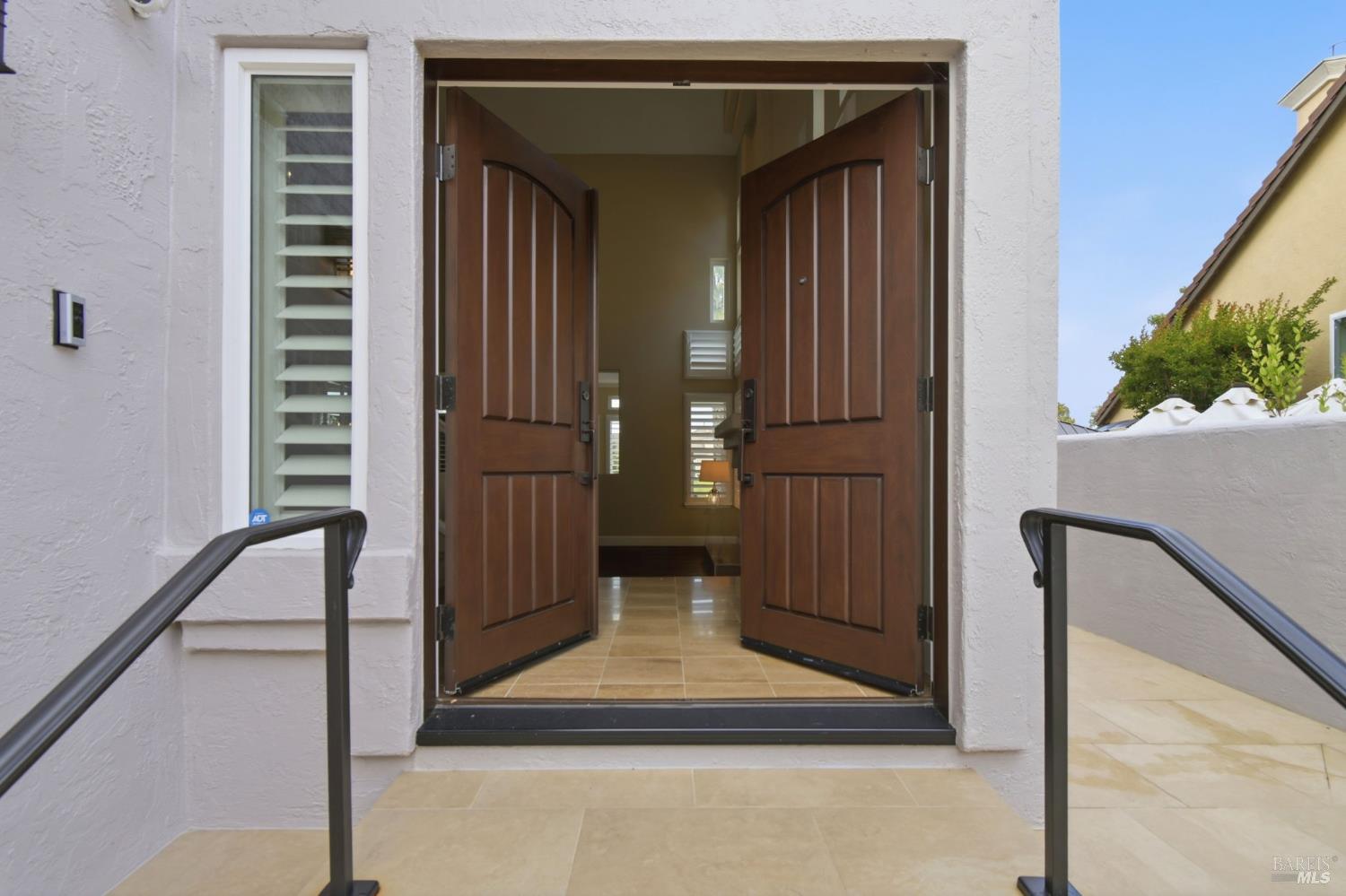 33 Peninsula Court Napa CA 94559
