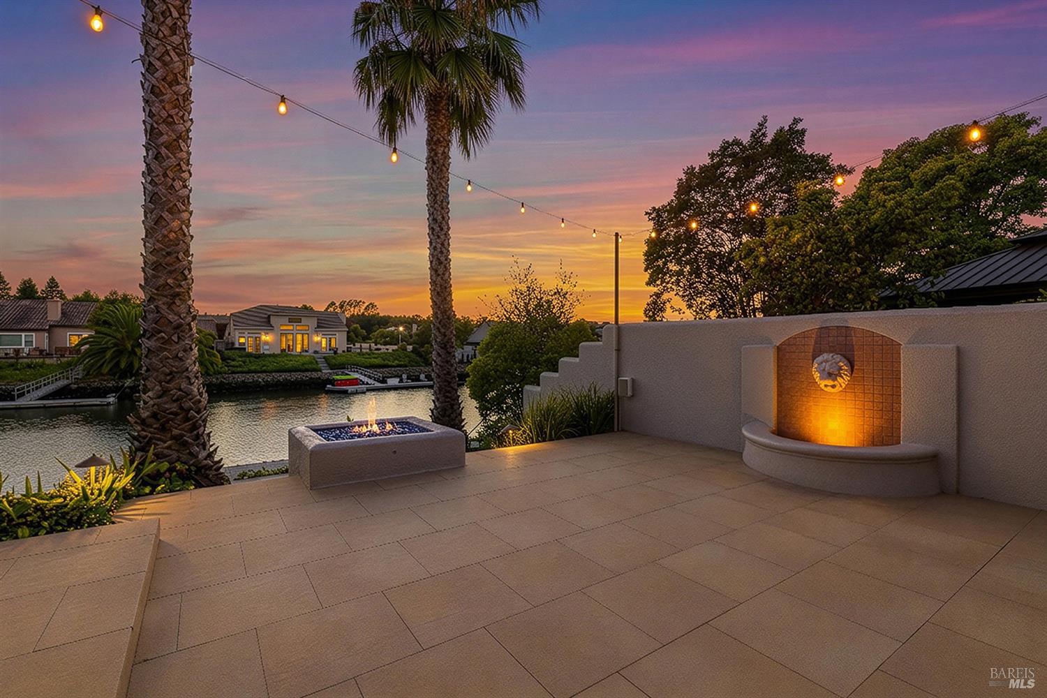 33 Peninsula Court Napa CA 94559