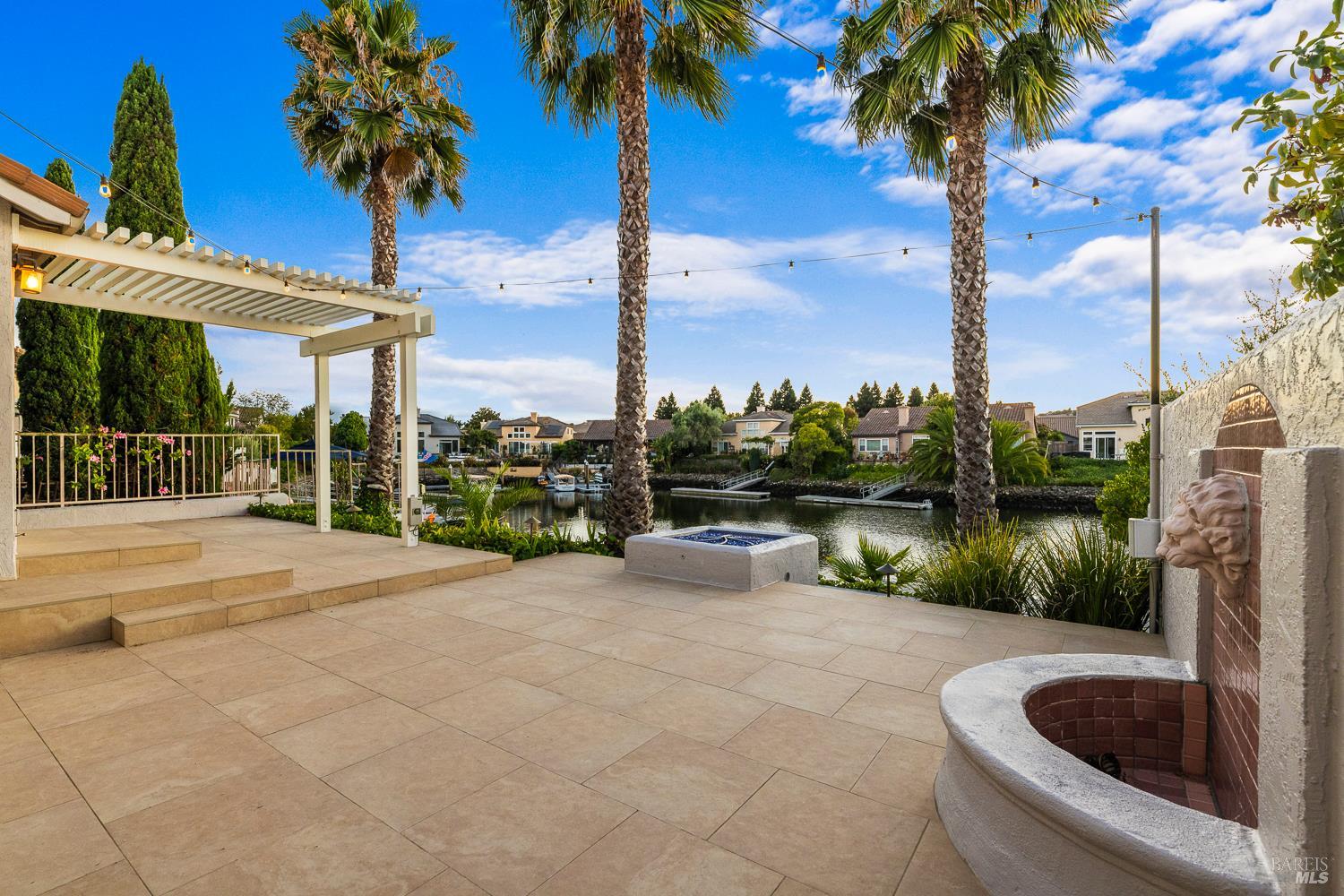 33 Peninsula Court Napa CA 94559