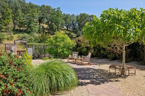 90 Saddle Wood Drive Novato CA 94945